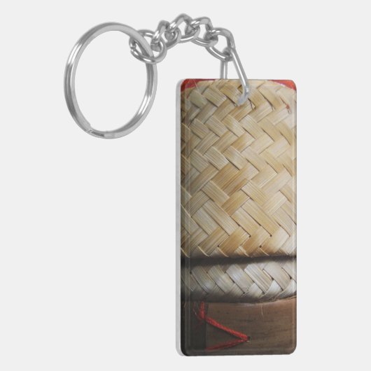 Kratipのタイのラオス人のIsanのタケ米のバスケット キーホルダー (正面左)