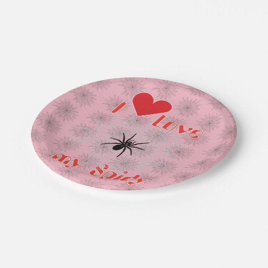 Kreuzspinne im Netz mit Tautropfen wie Perlen ペーパープレート (アングル)