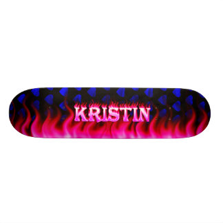 Kristinのスケートボードのピンクの火および炎の設計 スケートボード
