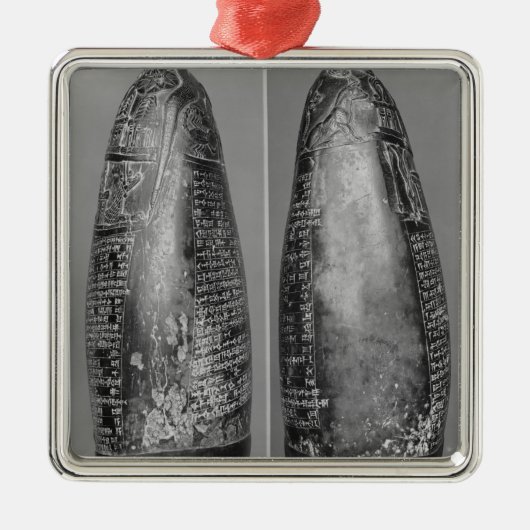 Kudurru メタルオーナメント (正面)