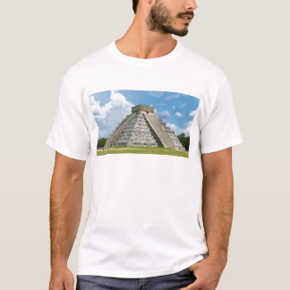 KukulcanのChichen Itza El Castilloのピラミッド Tシャツ