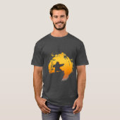 Kung Fu Bear Poai Chi Sunset Silhouette girl funny Tシャツ (正面フル)
