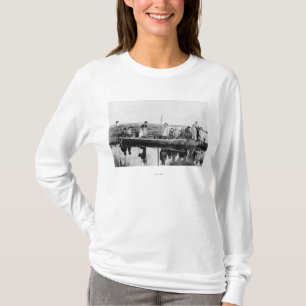 KuskokwimのMoravianの代表団の場所 Tシャツ