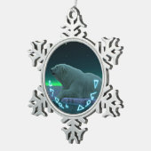 Kuvianak Innovia - Ice Edge Polar Bear スノーフレークピューターオーナメント (右)