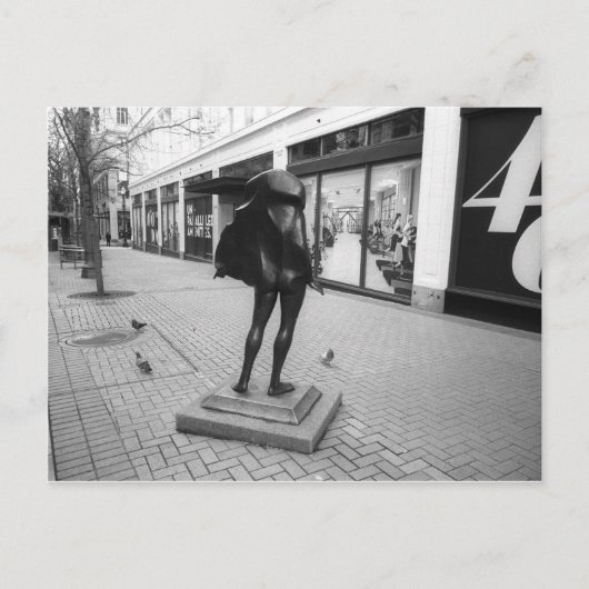 Kvinneaktとハトのはがき インビテーションポストカード (正面)