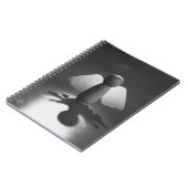 Kwetsbaarheid en breekbaarheid symbolic in Engel. ノートブック (左側)