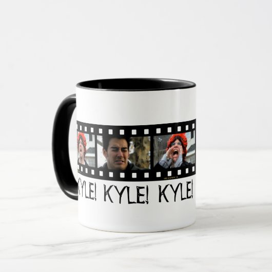 "KYLE! KYLE! KYLE! " マグカップ (正面左)