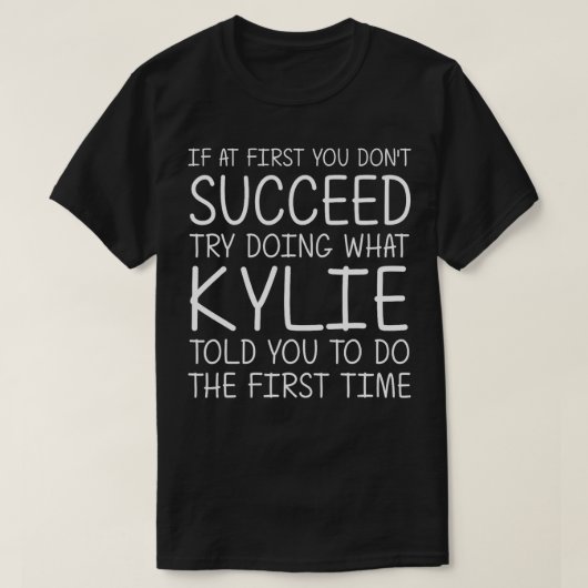 KYLIEギフト名パーソナライズされた誕生日おもしろいキリスト Tシャツ (デザイン正面)