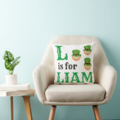 LはLiamベイビーのL  クッション (椅子)