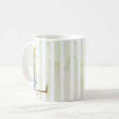 Lゴールデンイニシャルオンブルーとホワイトストライプ コーヒーマグカップ (正面左)