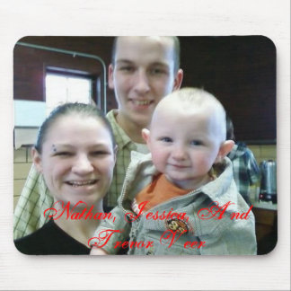 l_8cb1375515a309cc83f6dac0993e2073、Nathan、Jes… マウスパッド