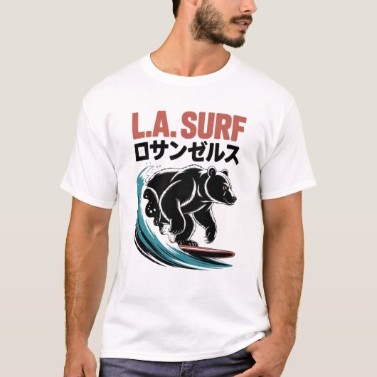 L.A. Surf Bear Japanese Typography Tシャツ (正面)