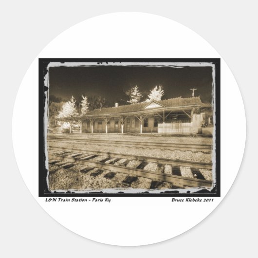 L&Nパッセンジャーデポ ラウンドシール (正面)