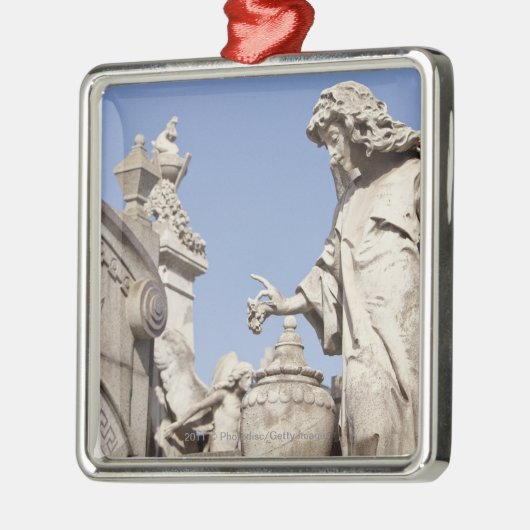 LaのRecoletaの墓地の角度の彫像の終わり メタルオーナメント (左)