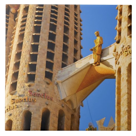 LaのSagrada Familiaのバシリカ会堂 タイル (正面)