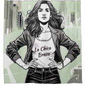 "LA CHICA BRAVA DEFIANT" Tシャツ シャワーカーテン (正面)