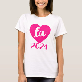 ,la KAMALAハート2024 hot pink script文字 Tシャツ