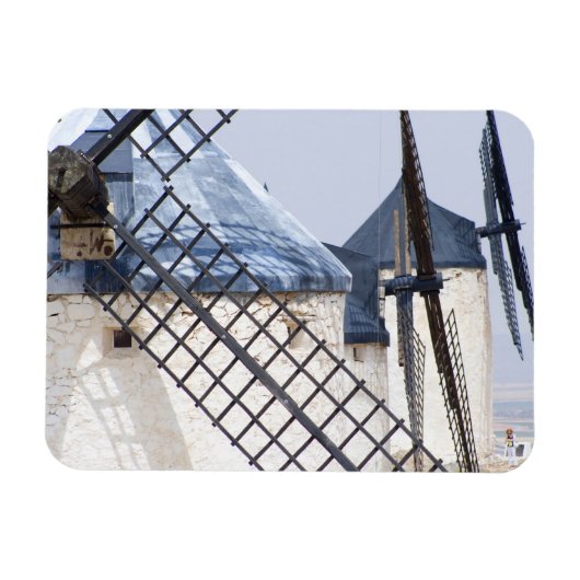 La Mancha，スペイン。ドン・キホーテが非常に傾いている マグネット (横)