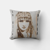 LA REINE DIHYA クッション (正面)