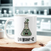 Lab Mishap #42 | Chemistry Chaos Design コーヒーマグカップ