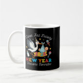 Labor &amp; Delivery New Year Welcome Committee 20 コーヒーマグカップ (左)