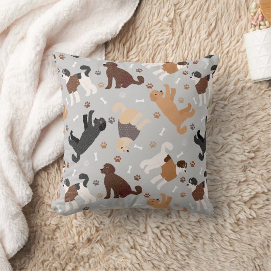Labradoodle / Goldendoodle Bones and Paws クッション (ブランケット)