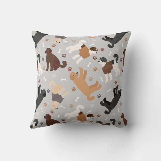 Labradoodle / Goldendoodle Bones and Paws クッション (裏面)