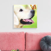 Labrador And Butterfly Throw Pillow キャンバスプリント (インサイチュ (リビング))