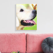 Labrador And Butterfly Throw Pillow キャンバスプリント (インサイチュ (リビング))