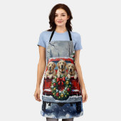 Labrador Retriever Christmas Red Truck Holiday エプロン (着用した状態)