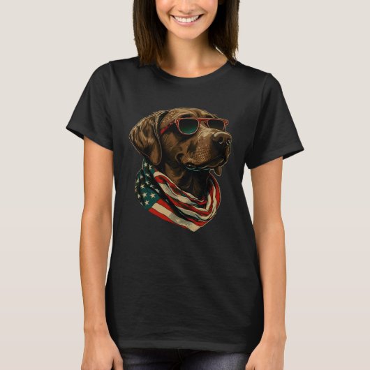 Labrador Retriever USA Flag Canine Dog  4th Of Jul Tシャツ (正面)