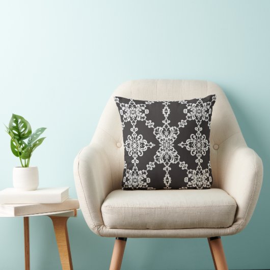 Lace Style Pattern Throw Pillow クッション (椅子)