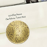 Lace Wedding Envelope Seal Gold ラウンドシール<br><div class="desc">Lace Wedding Envelope Seal Gold Designed by Carrie Fink.  Printed and shipped by Zazzle or their partners.</div>