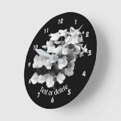 Lacecap Hydrangea Flower Personalized   ラウンド壁時計 (傾斜)