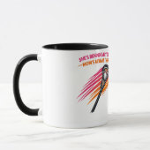 Lacrosse Mom Mug – She’s Behind Every Goal Mom’s A マグカップ (左)