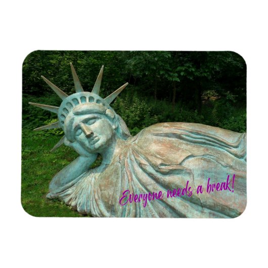 Lady Liberty Takes a Break – フォトマグネット マグネット (横)
