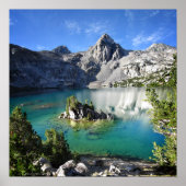 Lady on 絵を描 Upper Rae Lake - John Muir Trail ポスター (正面)