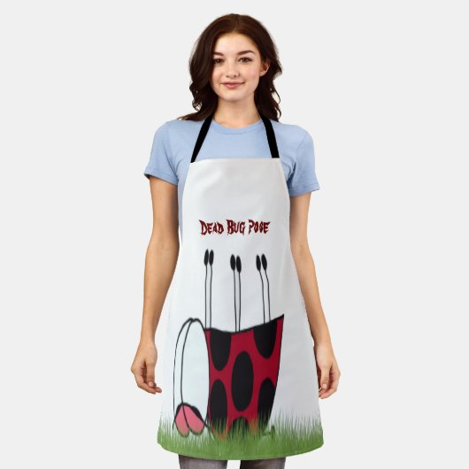 Ladybugおもしろい Dead Bug Yoga Pose エプロン (着用した状態)