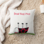 Ladybugおもしろい Dead Bug Yoga Pose クッション (ブランケット)