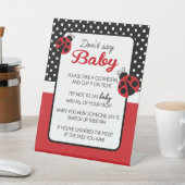 Ladybugは赤ちゃんシャワーゲームのペデスタルサインを言わない 台座サイン (インサイチュ)