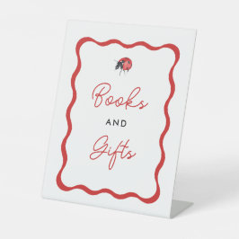 Ladybugテーマパーティーの本とギフト 台座サイン