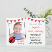 Ladybugレッドブラックフォト誕生日招待状 招待状 (スタンド正面)