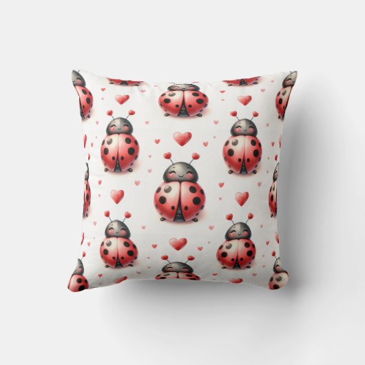 Ladybug Love (personalized) クッション (裏面)
