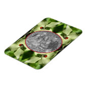 Ladybug On Dogwood Flower Frameあなたの写真を追加 マグネット (左側)