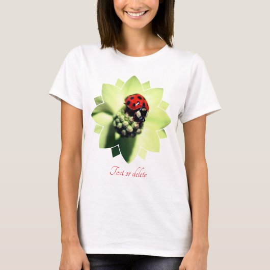 Ladybug On Dogwood Flower Nature Personalized Tシャツ (正面)