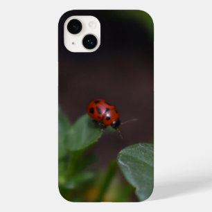 Ladybug on Flowers Case-Mate iPhone 14 Plusケース