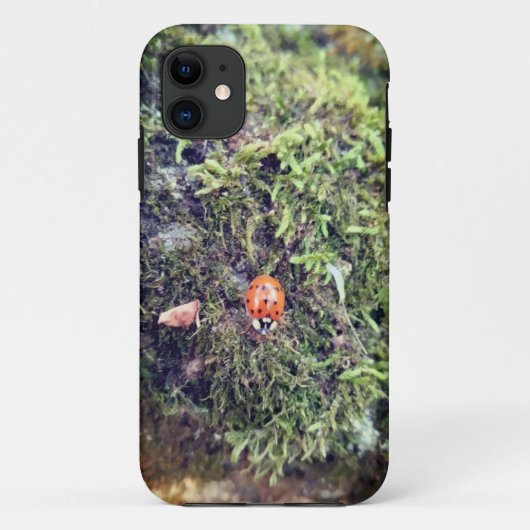Ladybug on moss photography Case-Mate iPhoneケース (裏面)