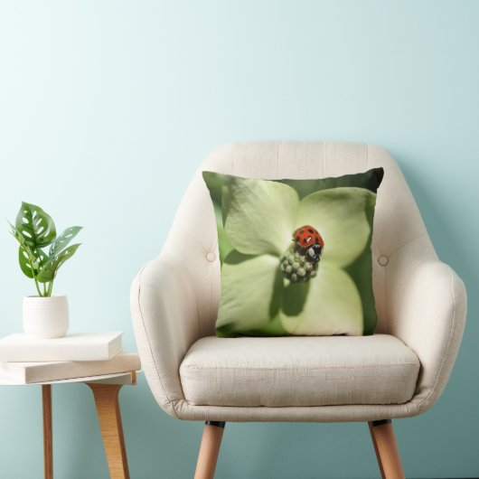 Ladybug On White Dogwood Flower  クッション (椅子)
