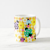 Ladybugs and Flowers コーヒーマグカップ (正面右)