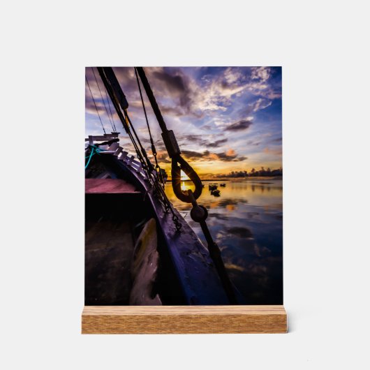 Lagoon at Dawn, at アクリルサイン (正面)